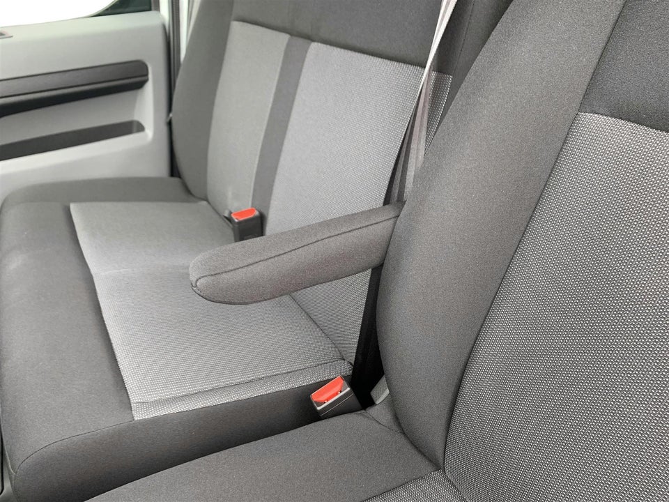 Toyota ProAce 2,0 D 144 Long Comfort 5d
