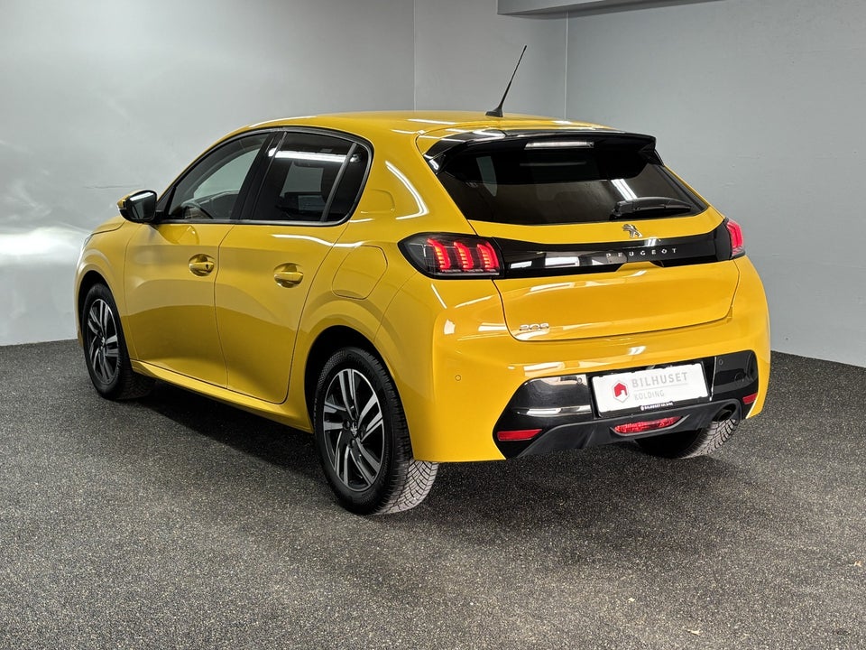 Peugeot 208 1,2 PureTech 100 Allure 5d