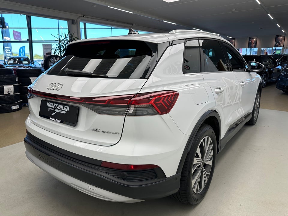 Audi Q4 e-tron 45 Progress 5d