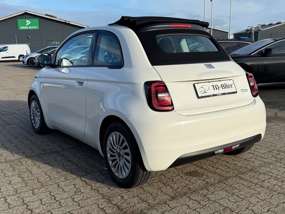 Fiat 500e 42 Icon Cabrio 2d