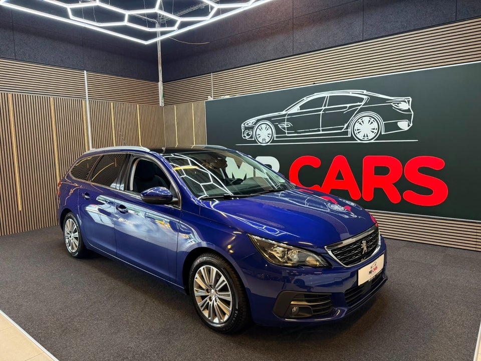 Peugeot 308 1,2 PureTech 130 Selection Sky SW 5d