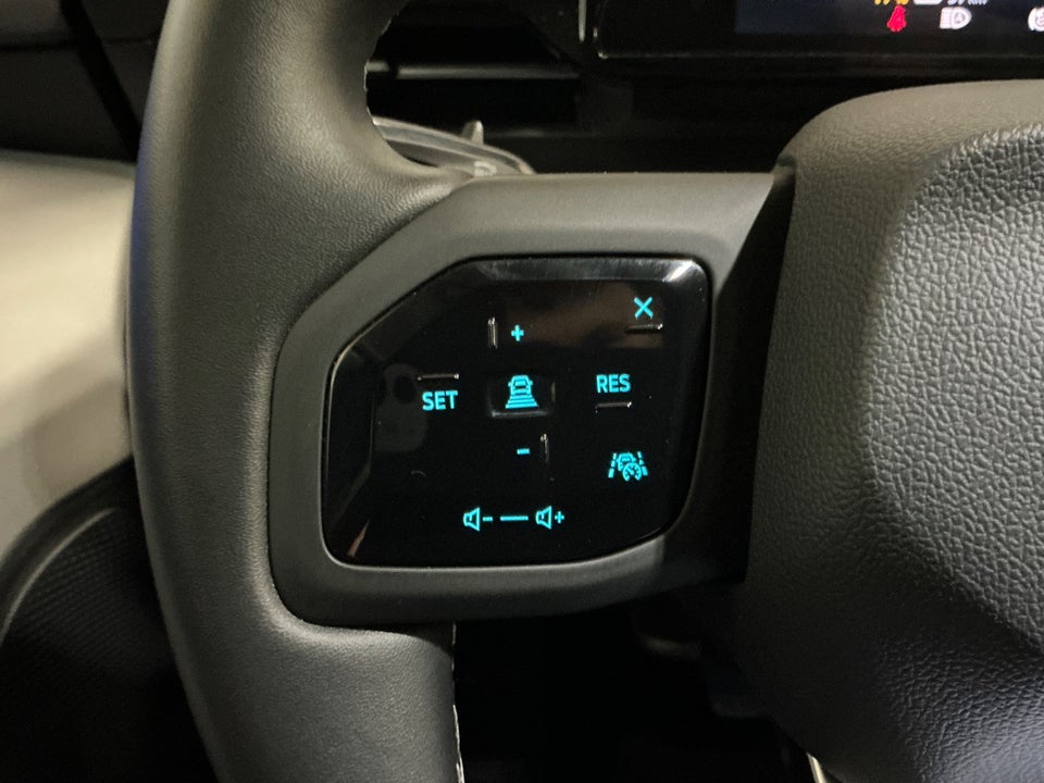 Ford Explorer 82 Premium Extended Range 5d