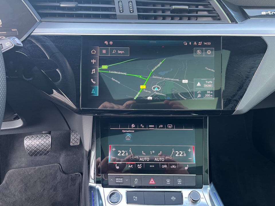 Audi e-tron 55 S-line quattro 5d