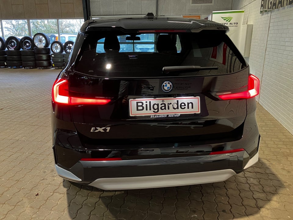 BMW iX1 xDrive30 X-Line 5d