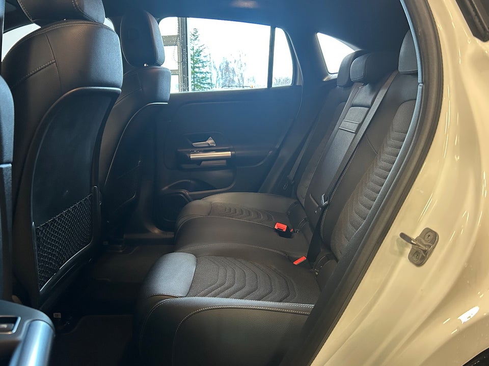 Mercedes EQA250+ Progressive 5d