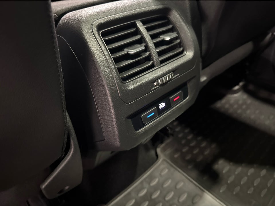 VW Touran 1,5 TSi 150 R-line DSG 7prs 5d