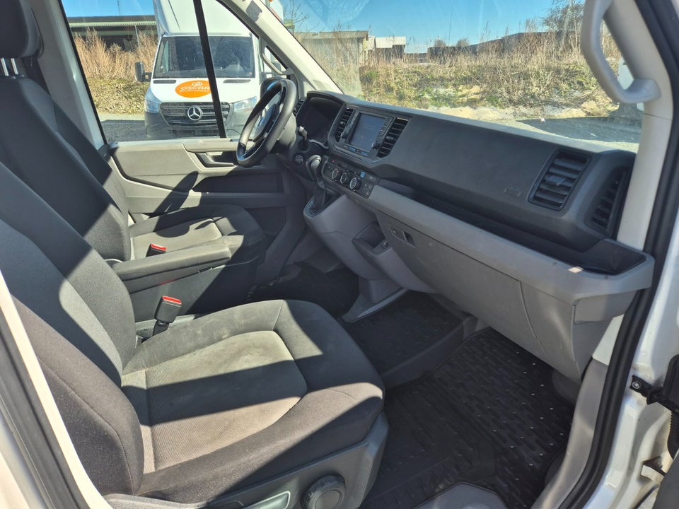 VW Crafter 35 2,0 TDi 140 Kassevogn L4H3 aut.