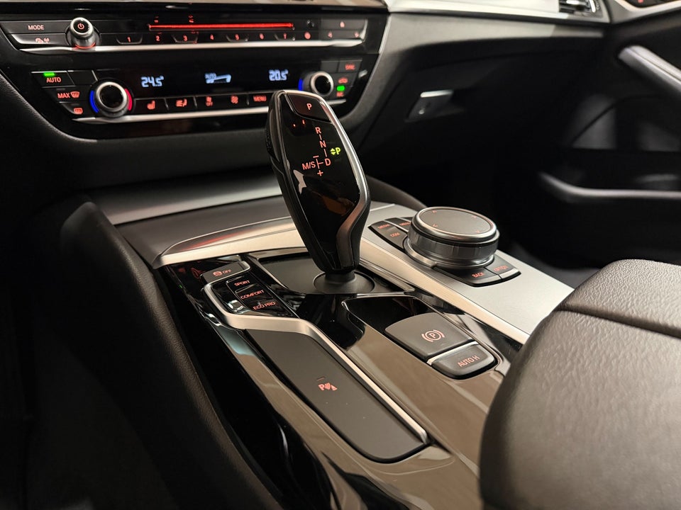 BMW 530d 3,0 Touring M-Sport aut. 5d