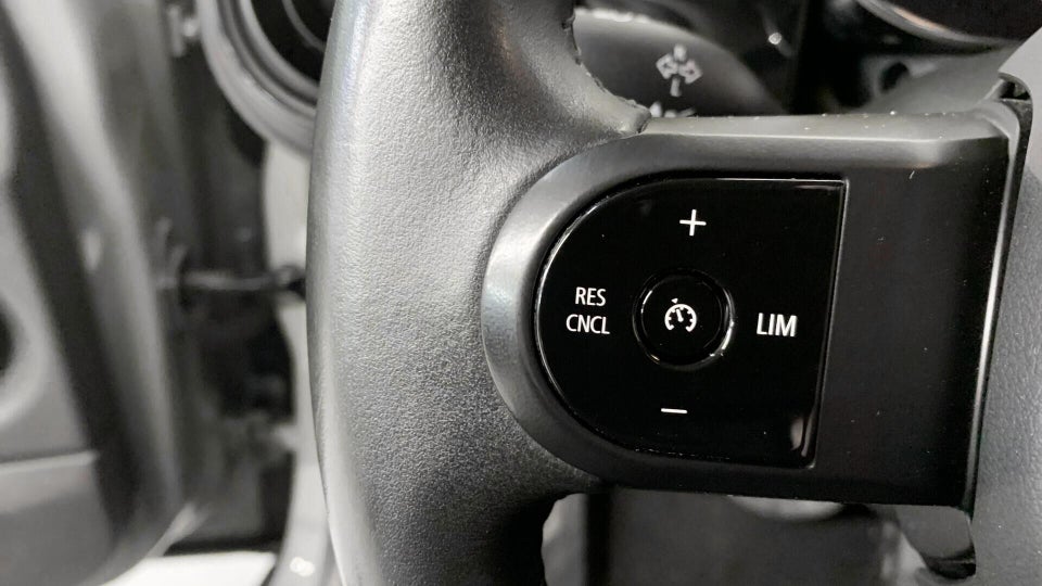 MINI Cooper SE Essential 3d