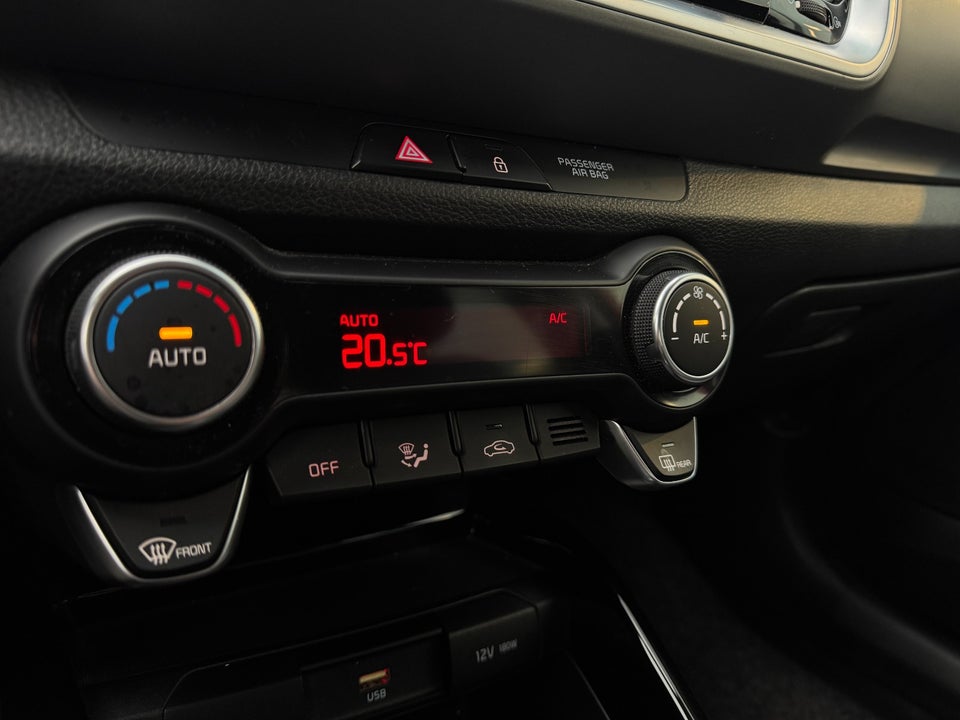 Kia Stonic 1,0 T-GDi mHEV Prestige Upgrade 5d