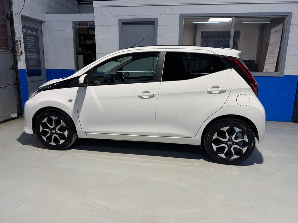 Toyota Aygo 1,0 VVT-i x-sky 5d