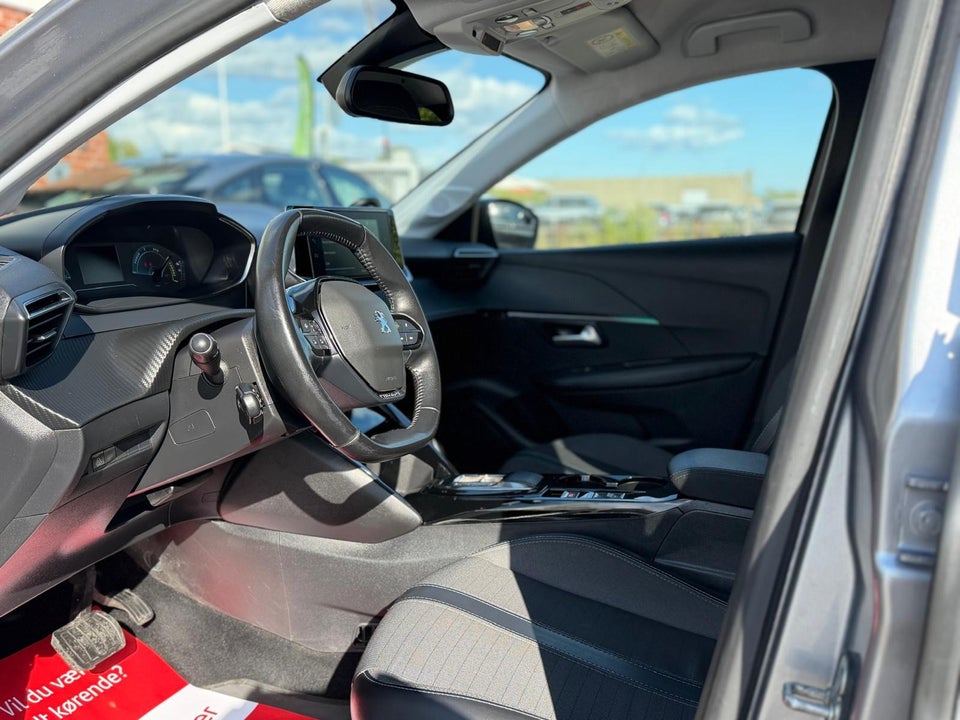 Peugeot e-208 50 Allure 5d