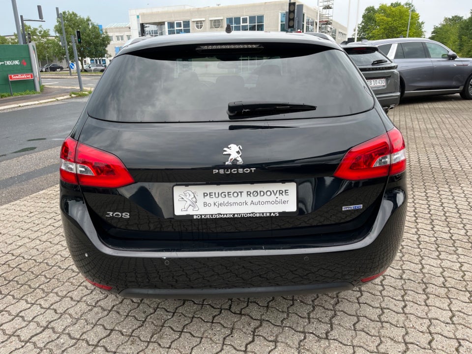 Peugeot 308 1,6 BlueHDi 120 Style Sky SW 5d