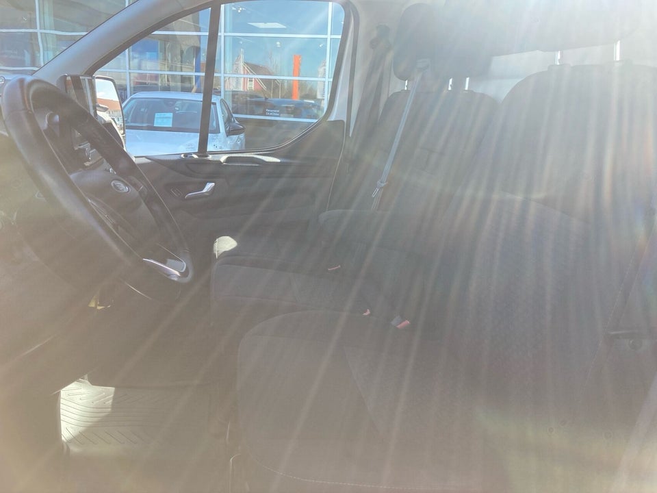 Ford Transit Custom 300 L1 2,0 TDCi 130 Trend aut.