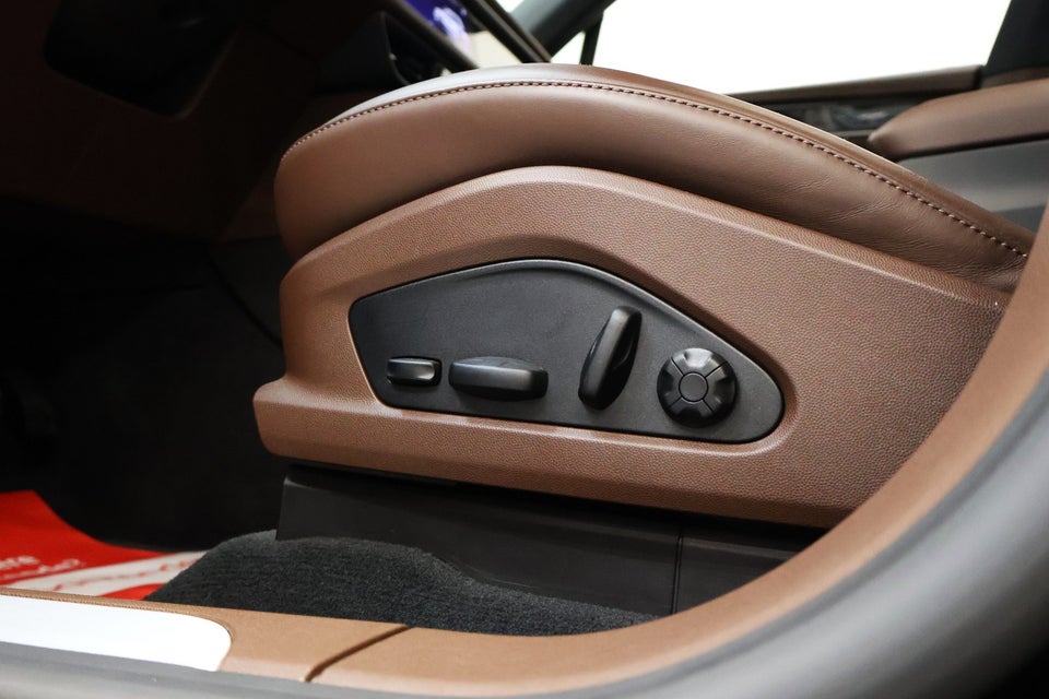 Porsche Macan 4 5d