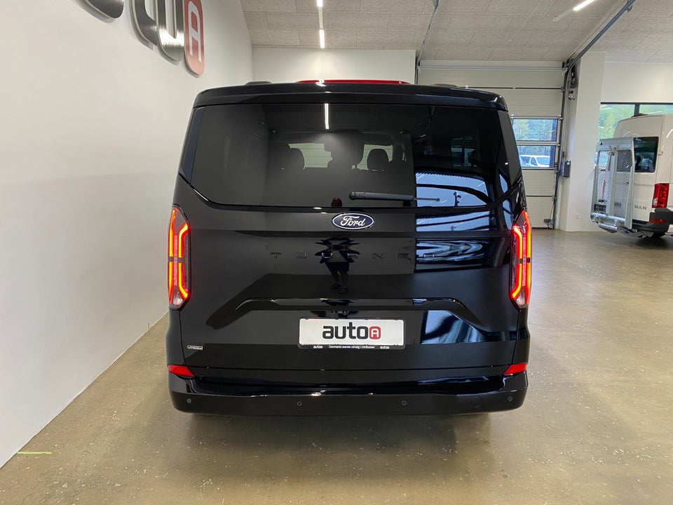 Ford Tourneo Custom 340L 2,5 PHEV Titanium X CVT