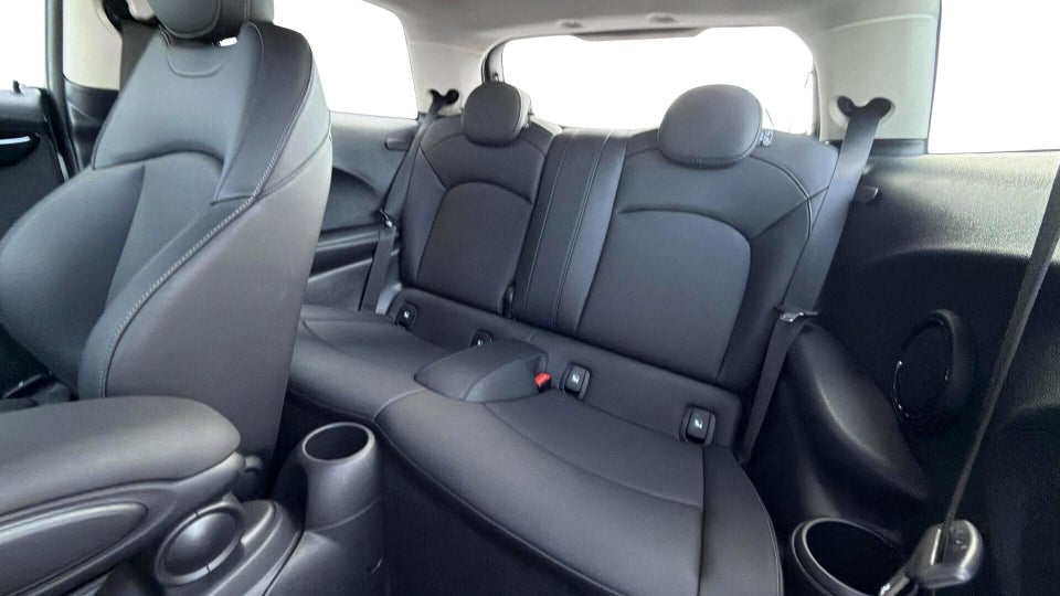 MINI Cooper SE Premium Extra 3d