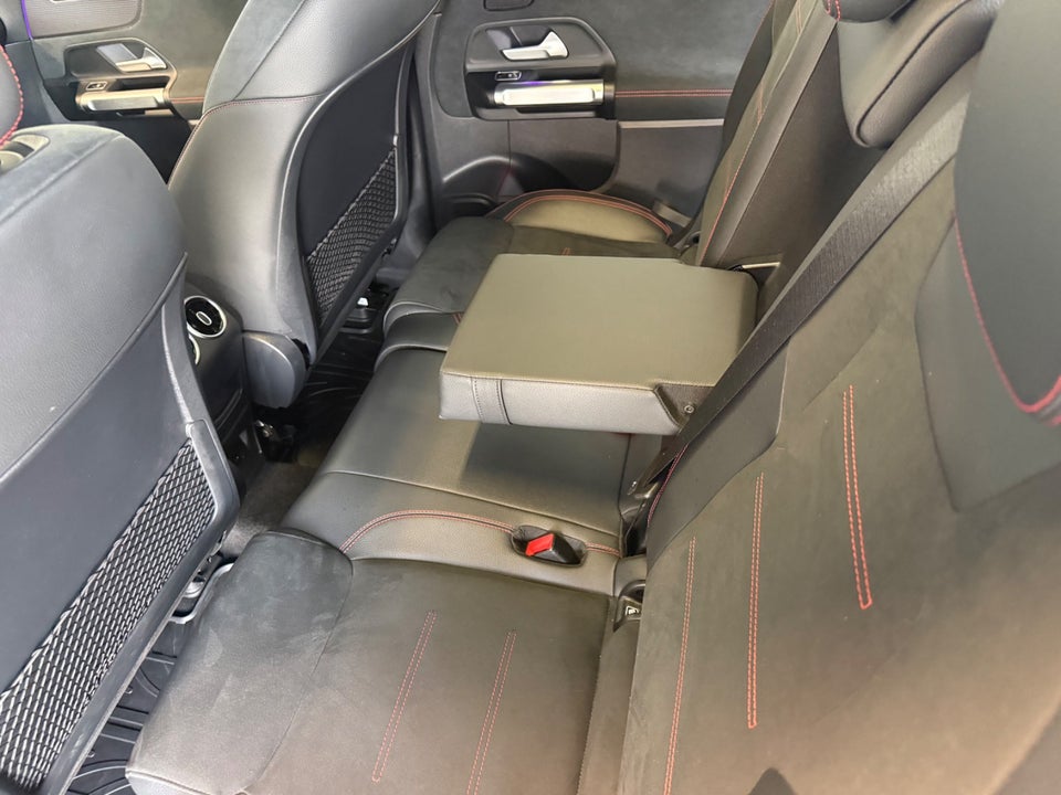 Mercedes EQB300 AMG Line 4Matic 7prs 5d