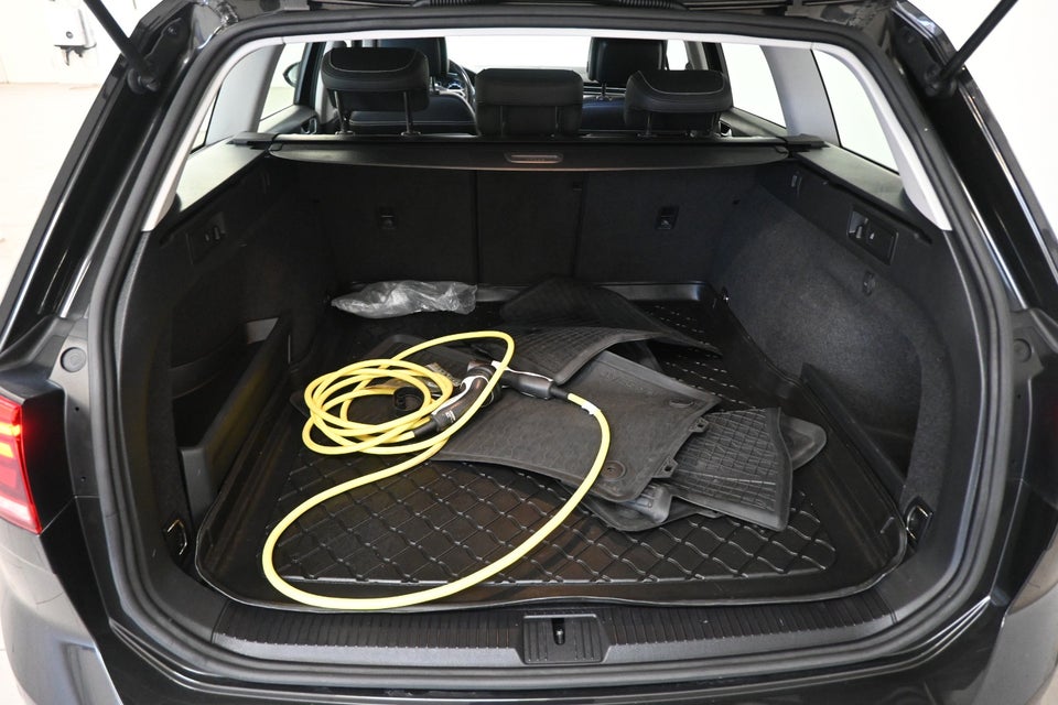 VW Passat 1,4 GTE High Variant DSG 5d