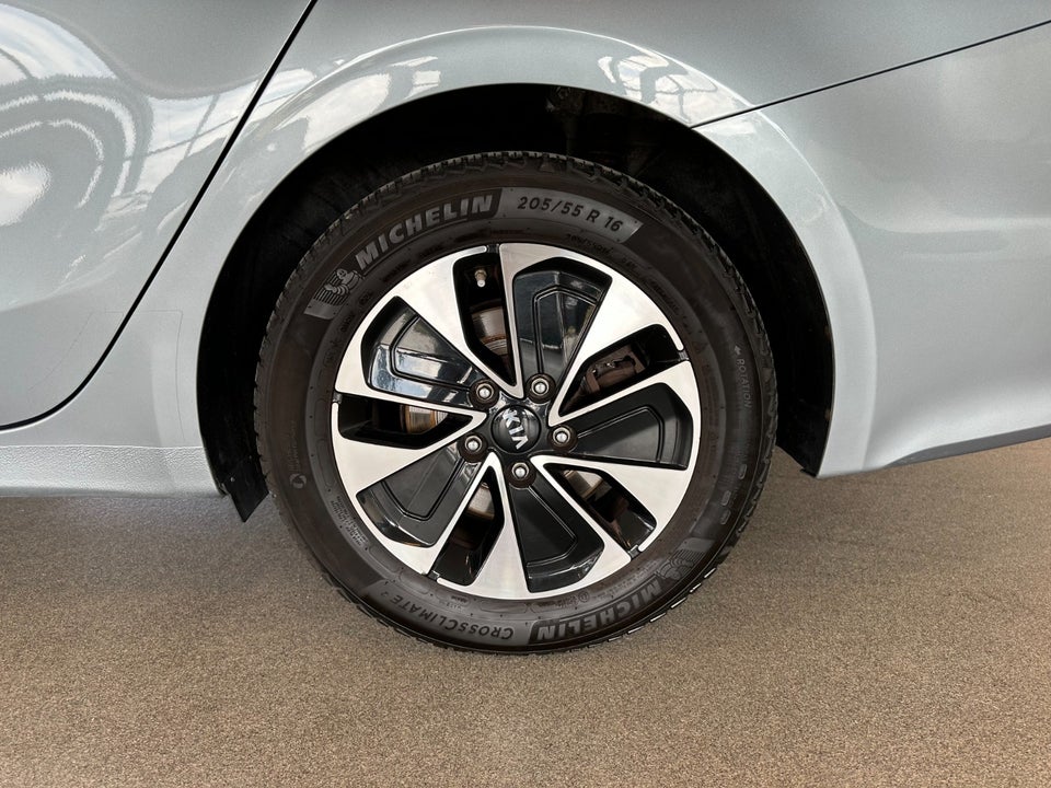 Kia Ceed 1,6 PHEV Upgrade SW DCT 5d