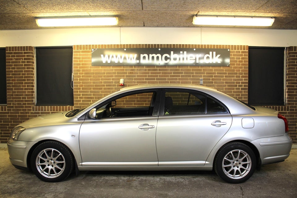 Toyota Avensis 1,8 VVT-i Sol 4d