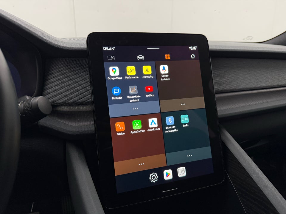 Polestar 2 Standard Range 5d