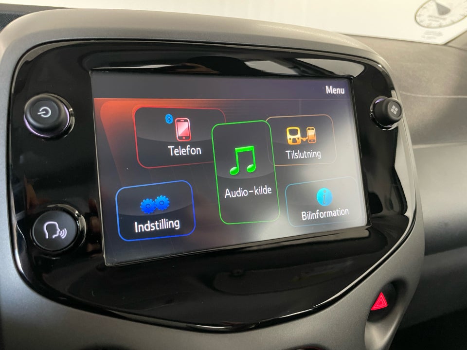 Toyota Aygo 1,0 VVT-i x-plore 5d