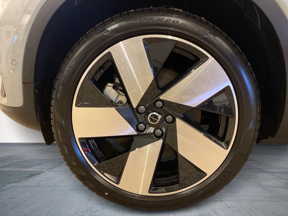 Volvo EX40 Extended Range Core 5d