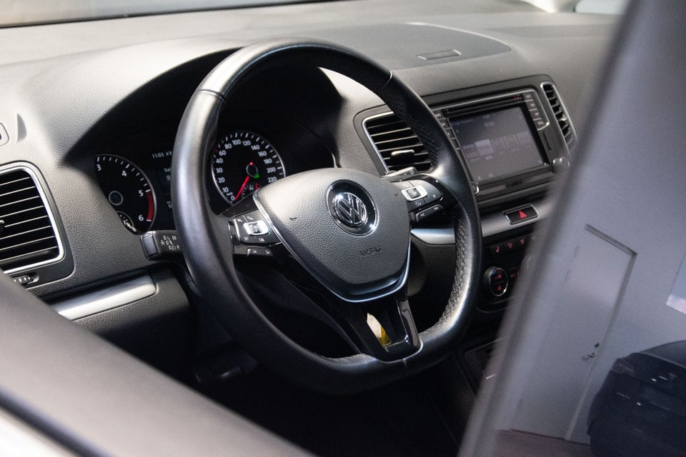 VW Sharan 2,0 TDi 150 Comfortline DSG Van 5d