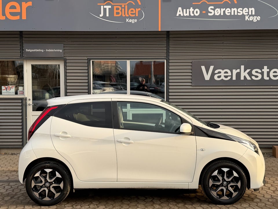 Toyota Aygo 1,0 VVT-i x-press 5d