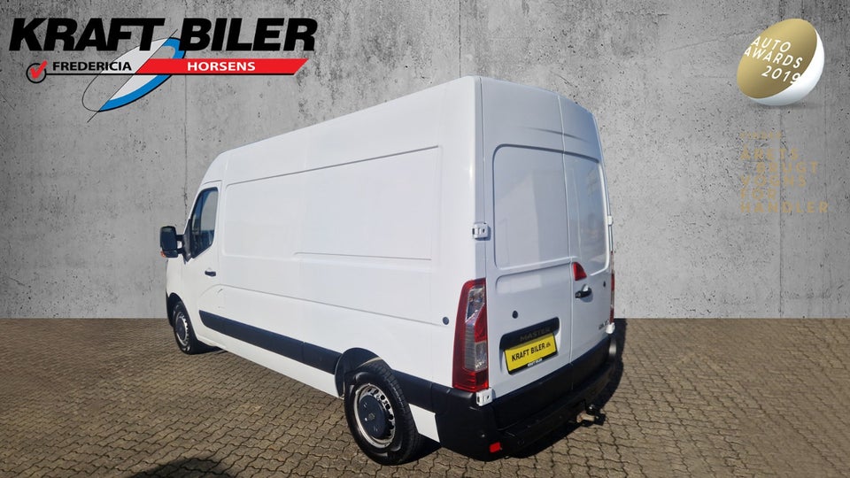 Renault Master IV T33 2,3 dCi 135 L2H2 Kassevogn