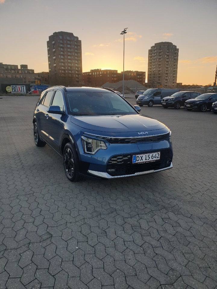 Kia Niro 64 EV Upgrade 5d