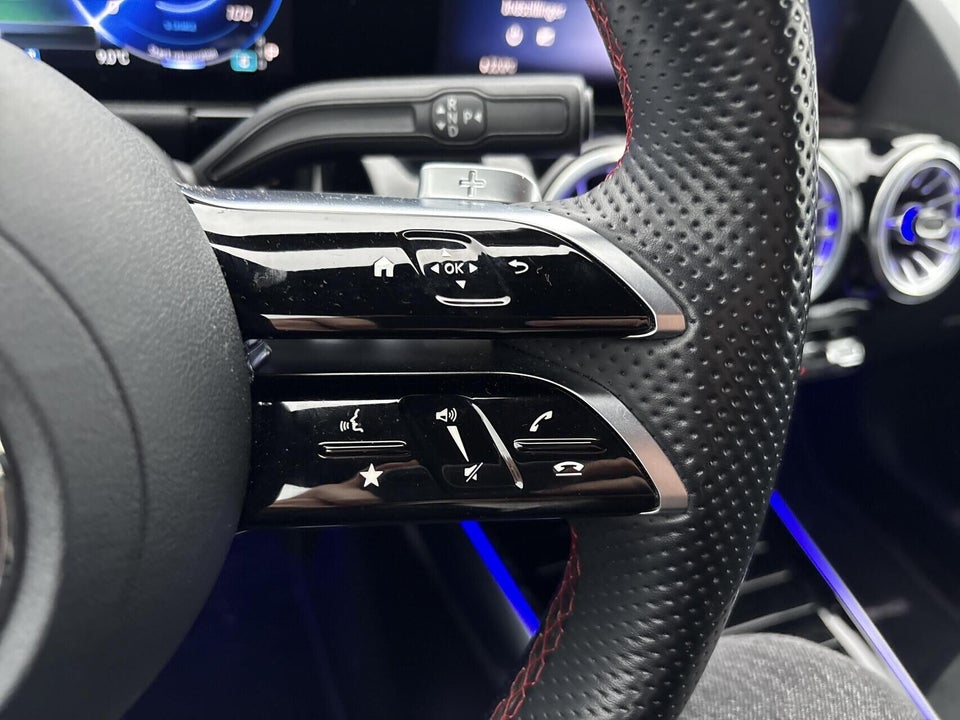 Mercedes EQA350 AMG Line 4Matic 5d