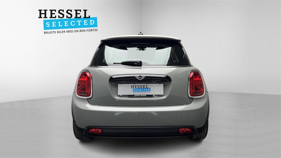 MINI Cooper SE Essential 3d