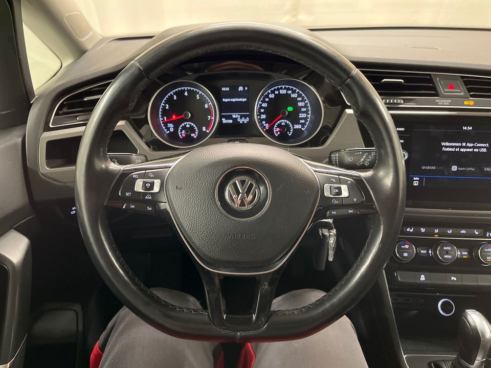 VW Touran 1,4 TSi 150 Highline DSG 7prs 5d