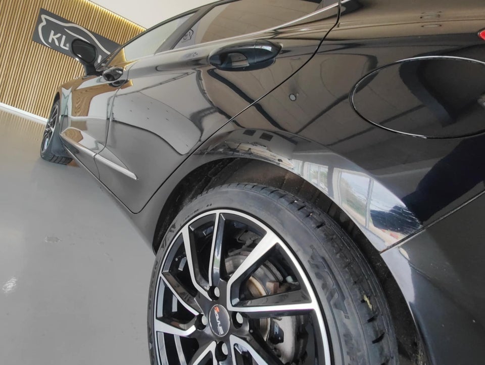 Ford Fiesta 1,0 EcoBoost Vignale 5d