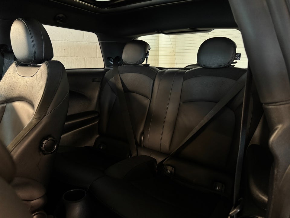 MINI Cooper SE Premium Extra 3d