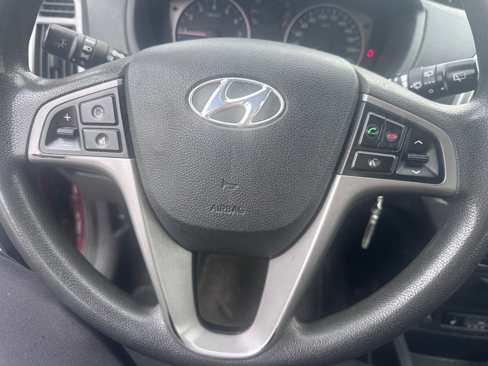 Hyundai i20 1,25 Comfort 5d