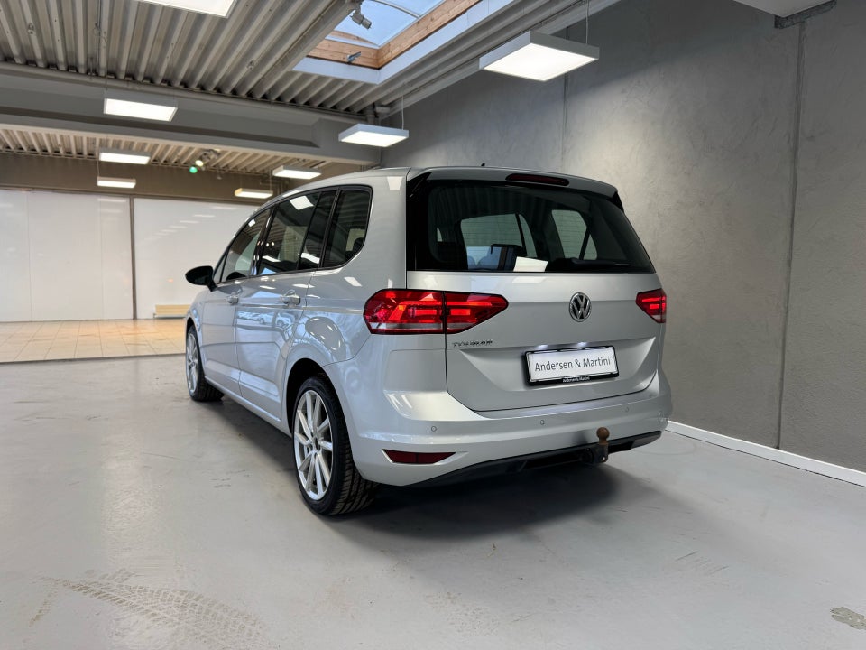 VW Touran 1,2 TSi 110 Comfortline 7prs 5d