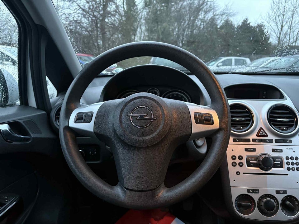 Opel Corsa 1,0 12V Enjoy 5d