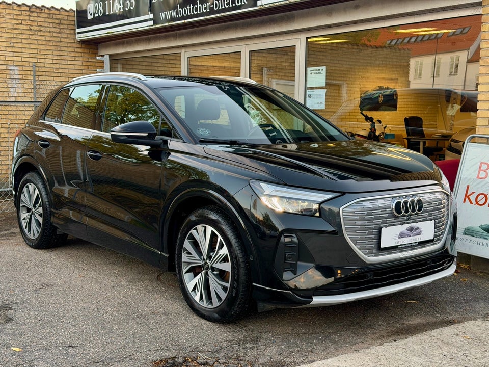 Audi Q4 e-tron 40 Advanced 5d