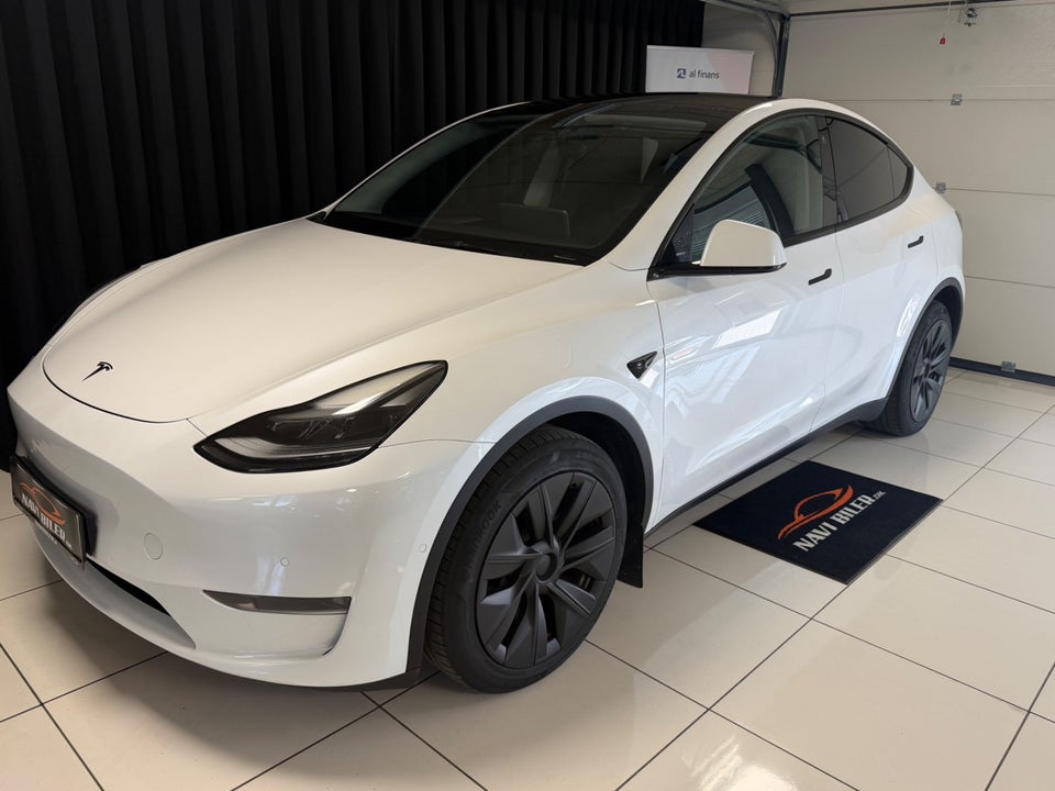 Tesla Model Y Long Range AWD 5d