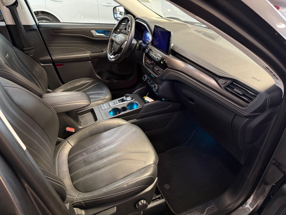 Ford Kuga 2,5 PHEV Vignale CVT 5d