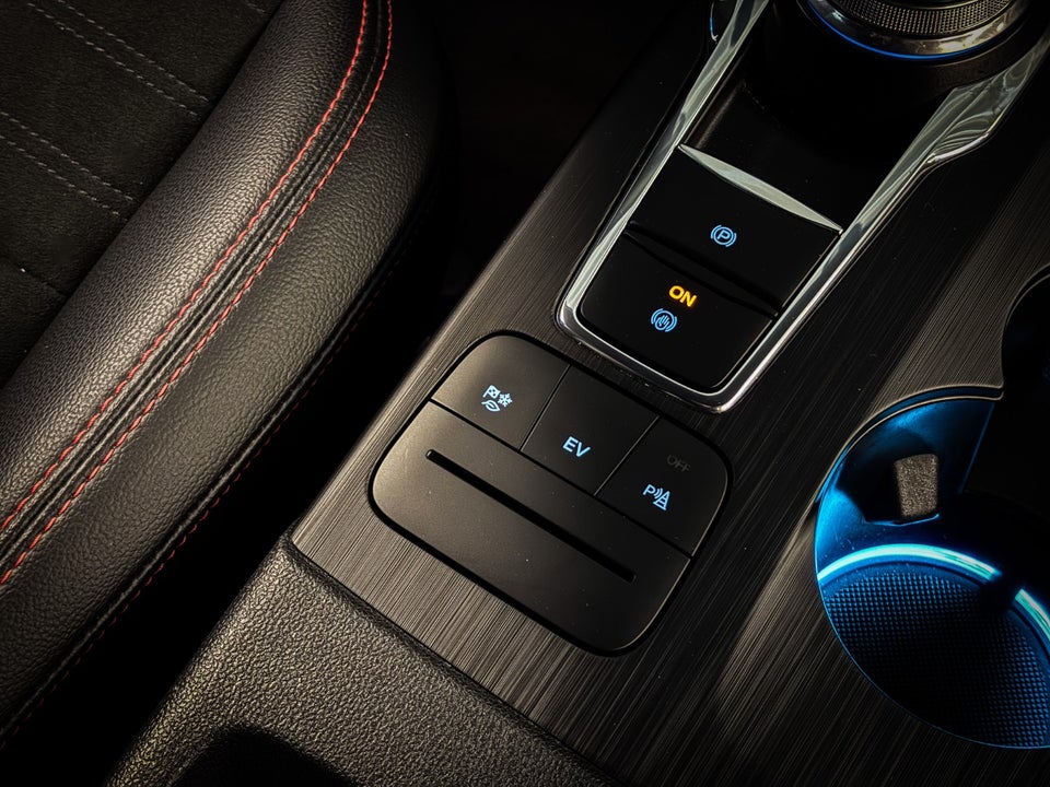 Ford Kuga 2,5 PHEV ST-Line CVT 5d