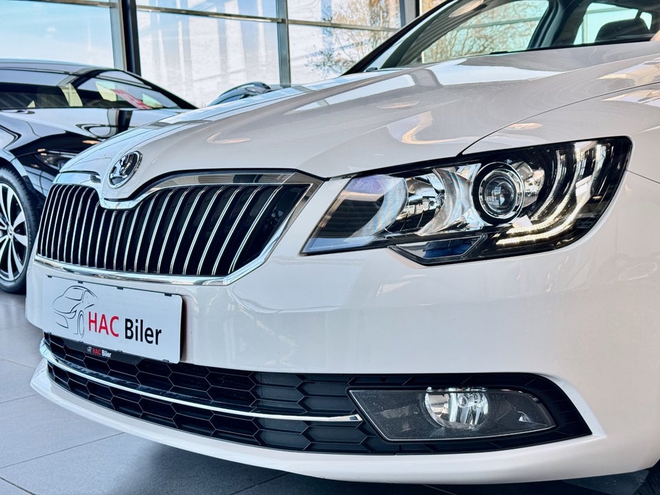 Skoda Superb 2,0 TDi 140 Active Combi DSG 5d