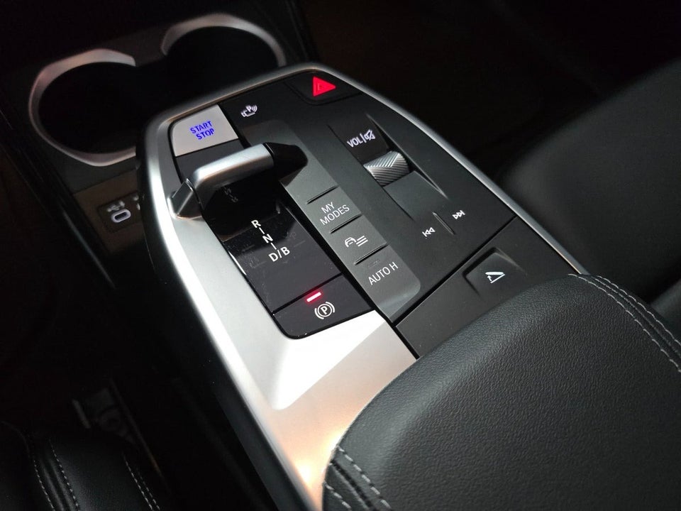 BMW iX1 eDrive20 M-Sport 5d