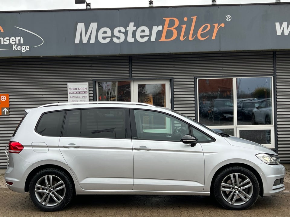 VW Touran 2,0 TDi 150 IQ.Drive DSG 7prs 5d