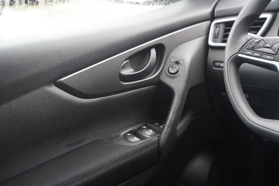 Nissan Qashqai 1,2 Dig-T 115 Acenta 5d