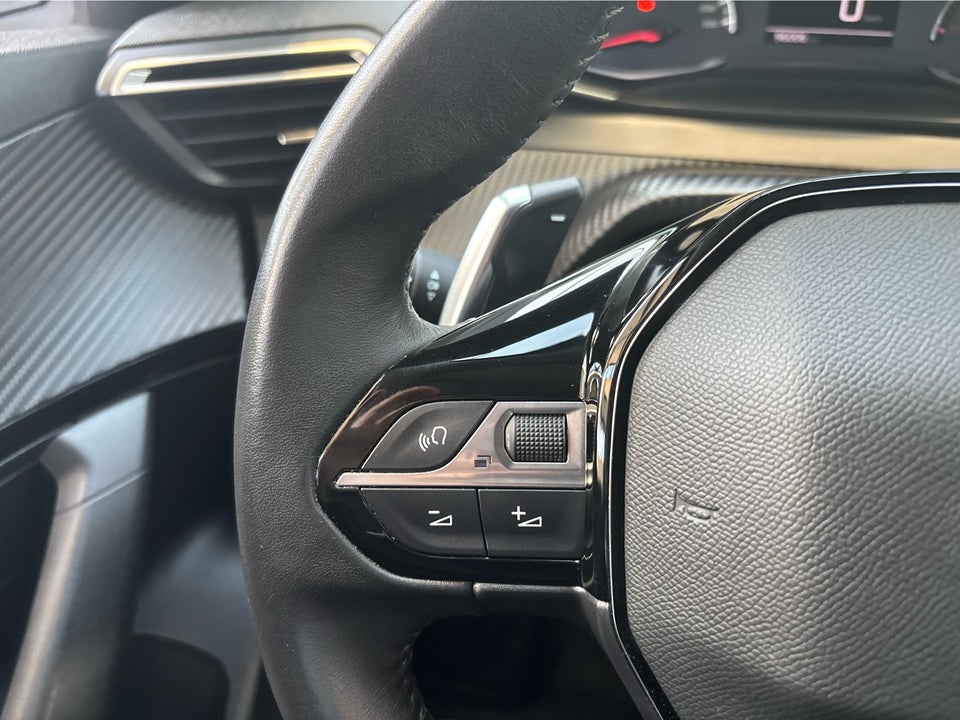 Peugeot 2008 1,2 PureTech 130 Active Pack EAT8 5d