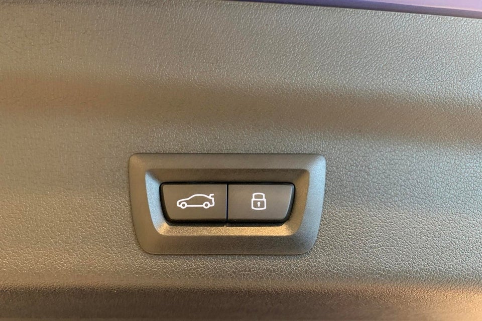 BMW iX1 eDrive20 M-Sport 5d